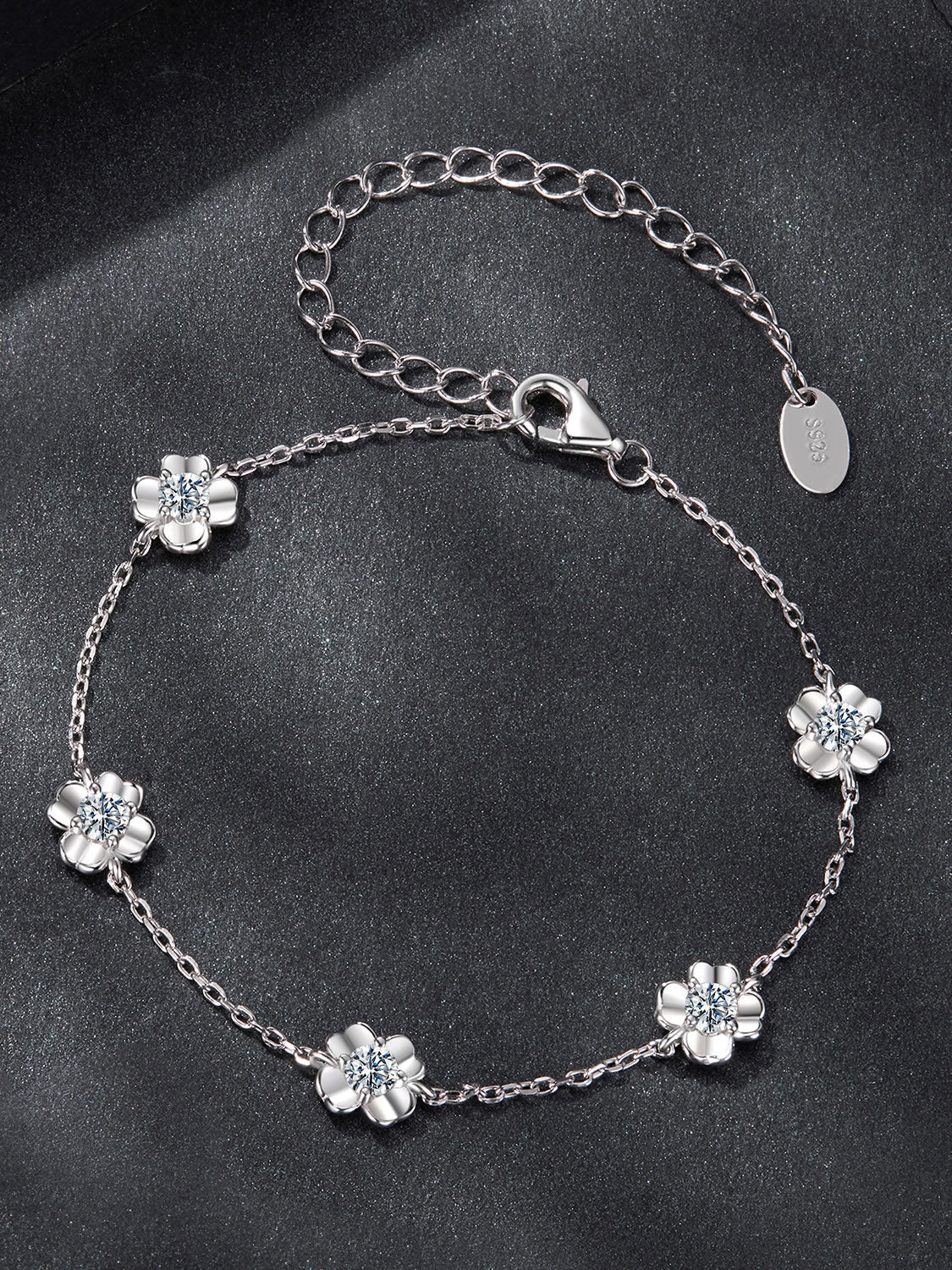 Bratara din Argint Moissanite Floral Glow