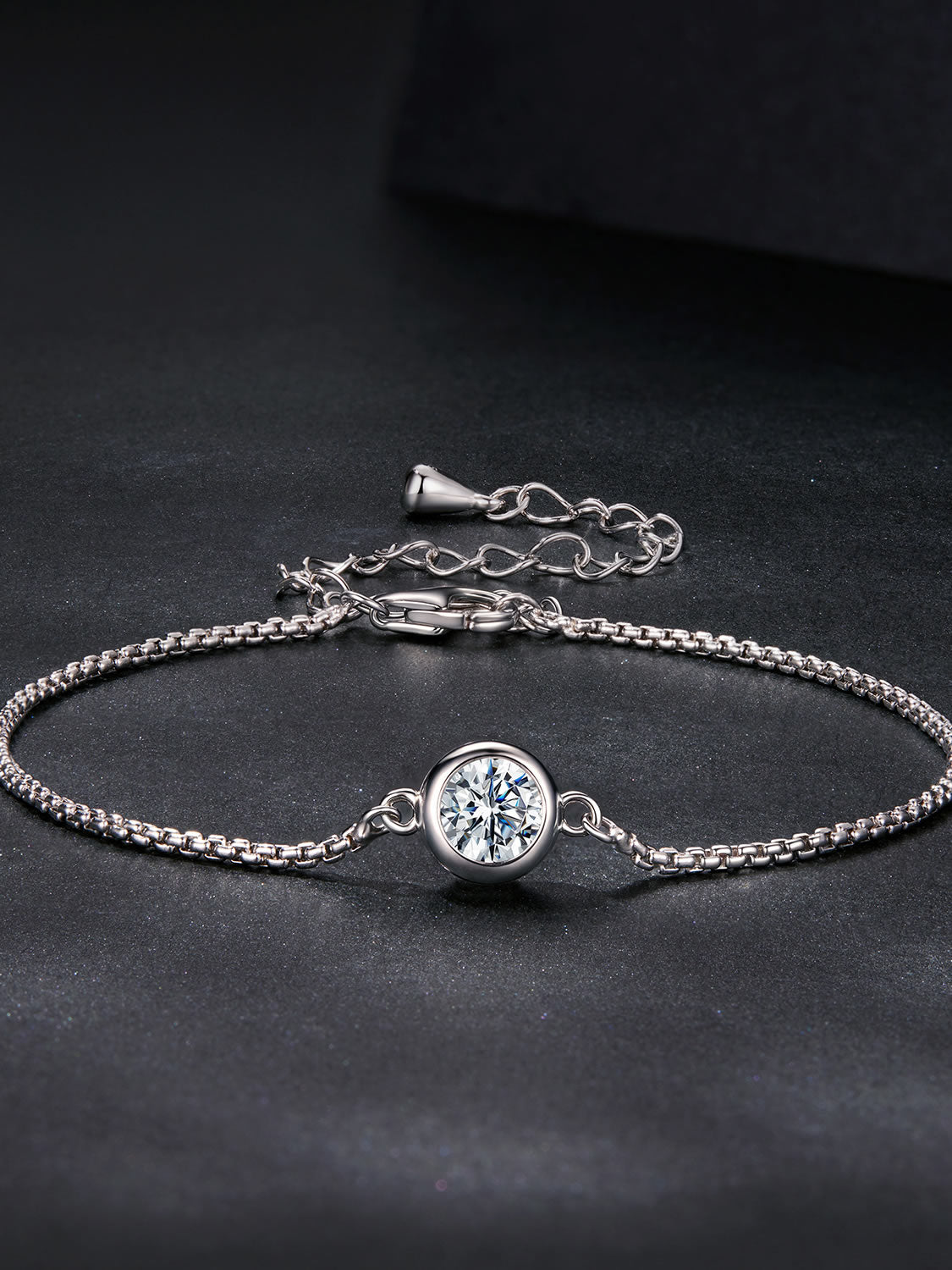 Bratara din Argint Moissanite Halo Light