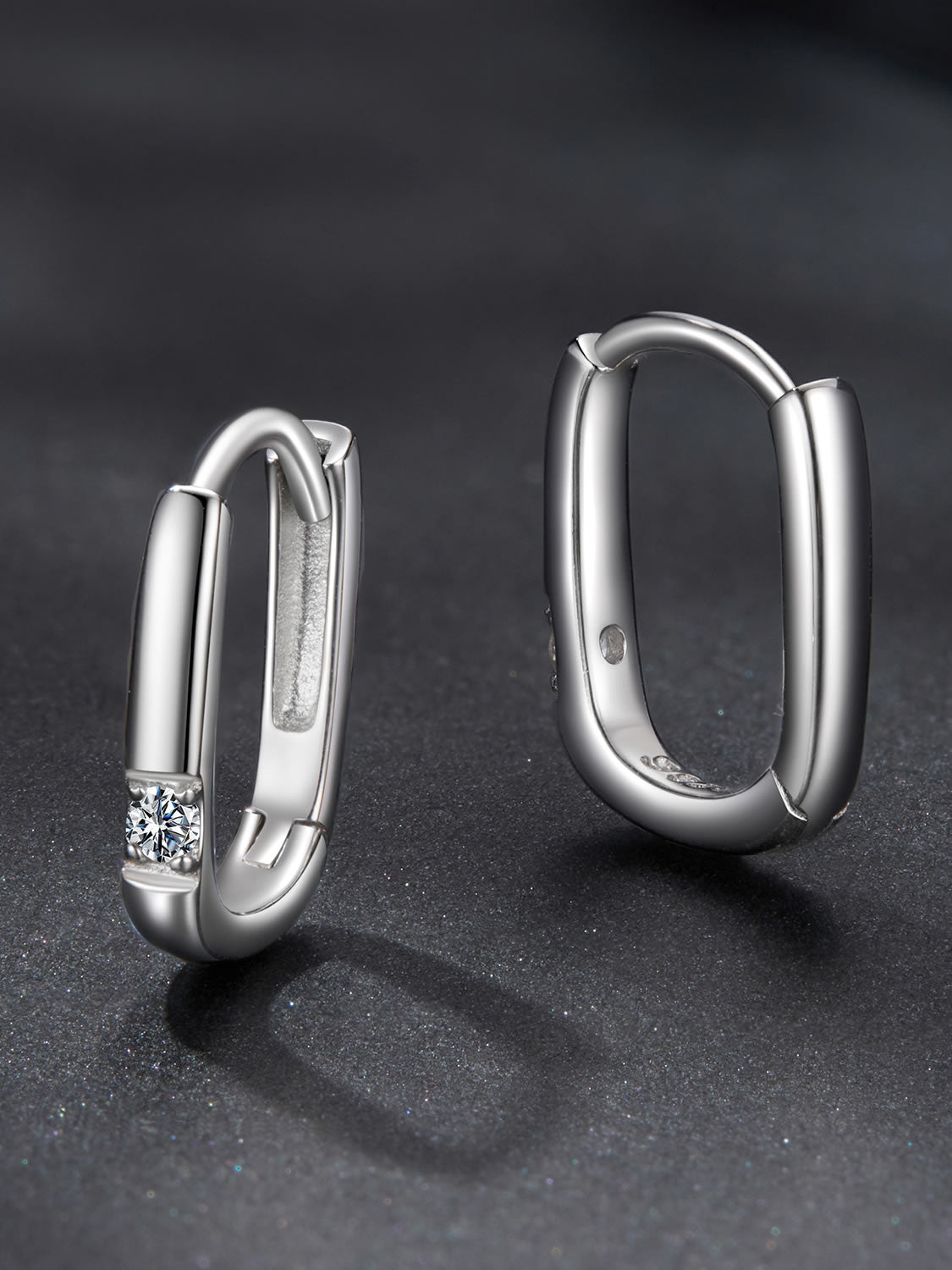 Cercei din Argint Moissanite Pure Loop