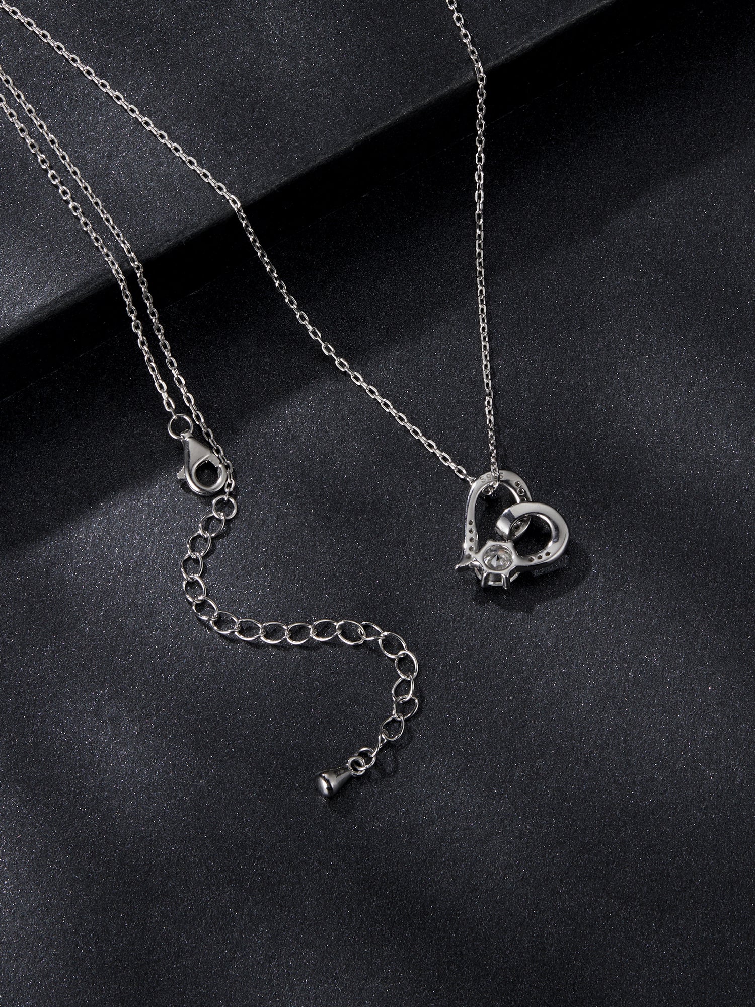 Colier din Argint Moissanite Heart Glow