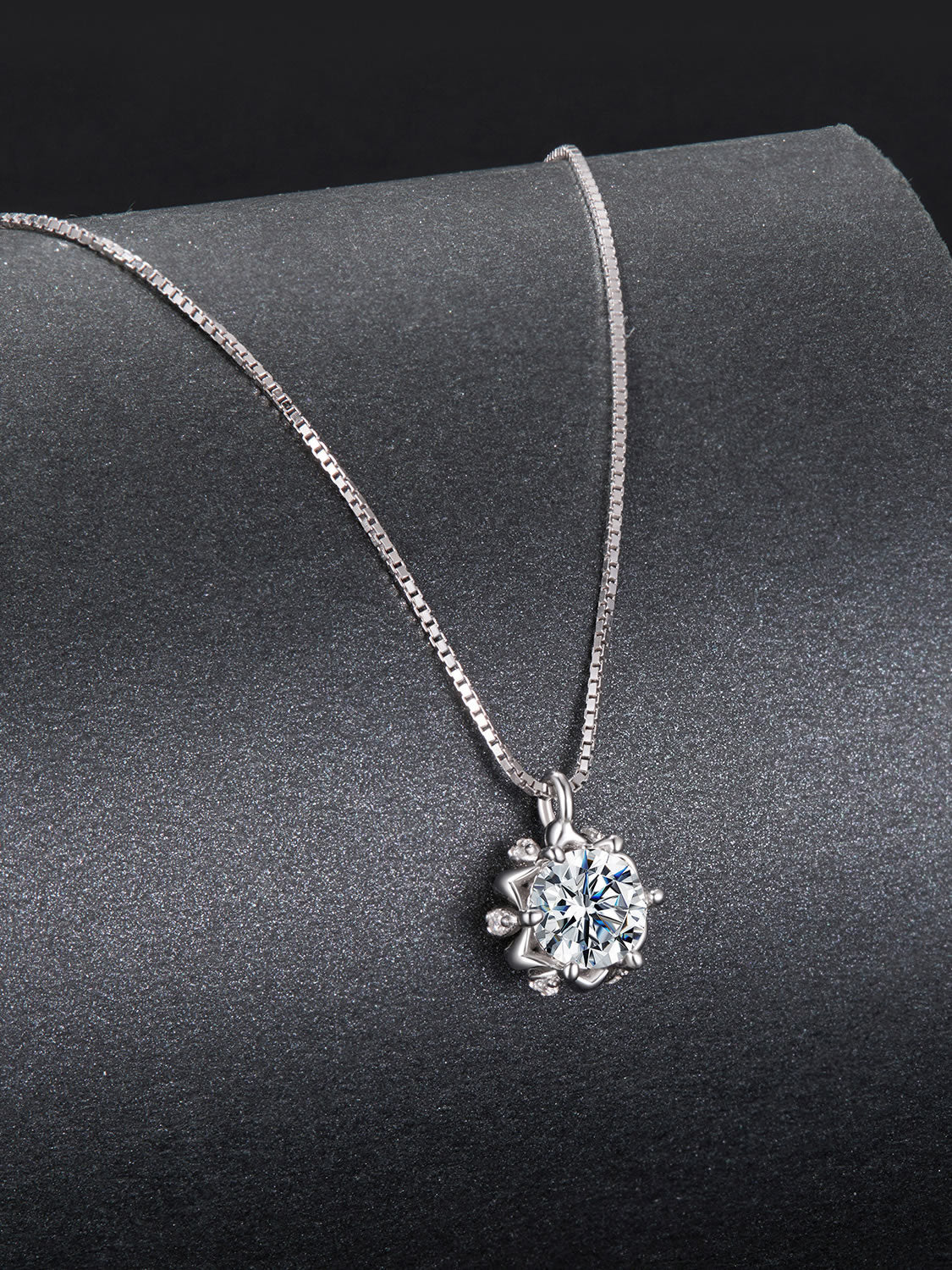 Colier din Argint Moissanite Pure Radiance