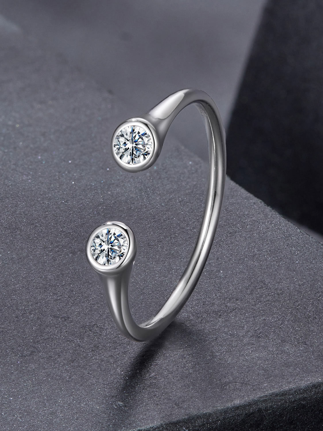 Inel din Argint Moissanite Double Spark