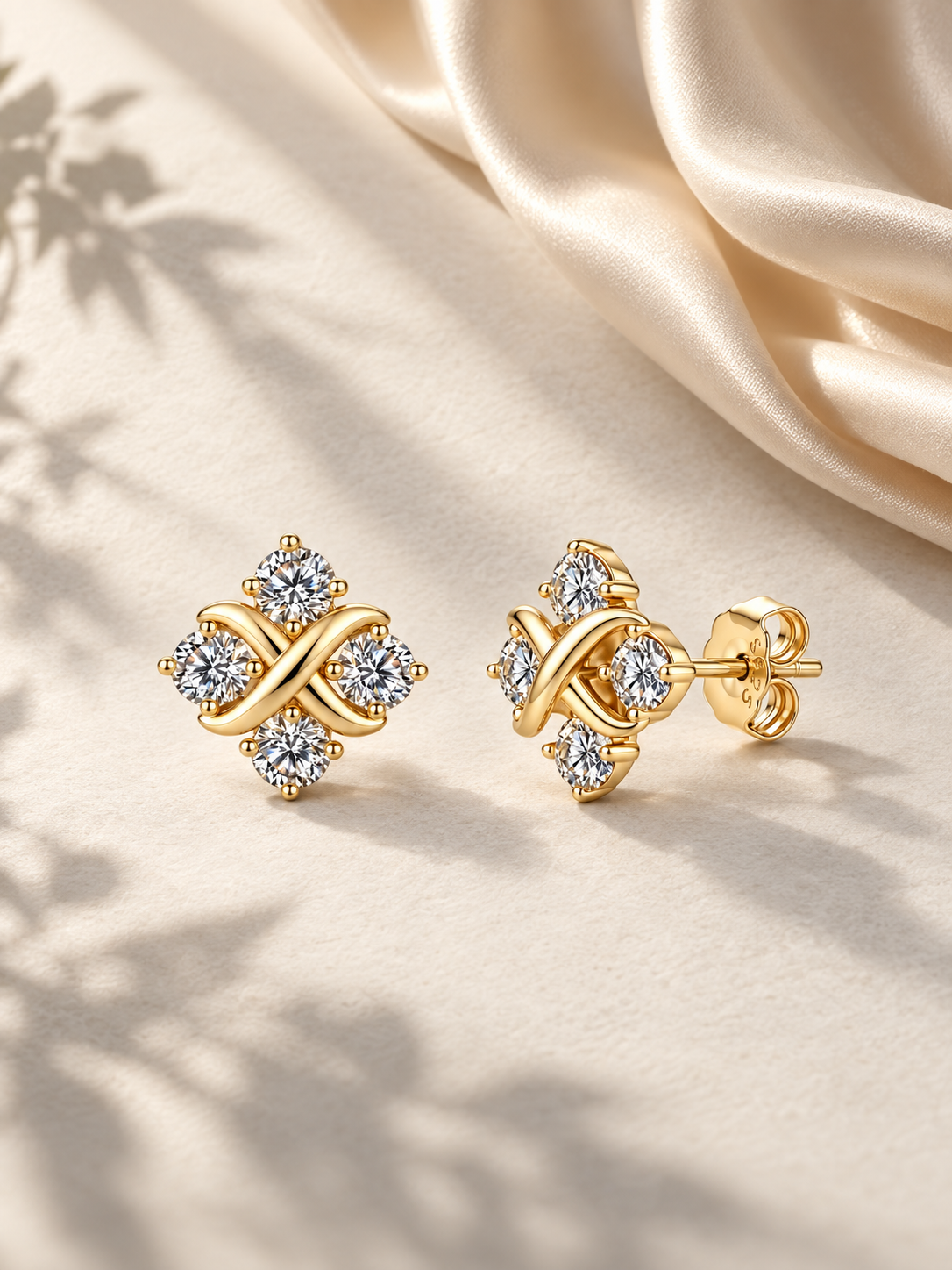 Cercei din Argint Moissanite Gold Infinity Bloom