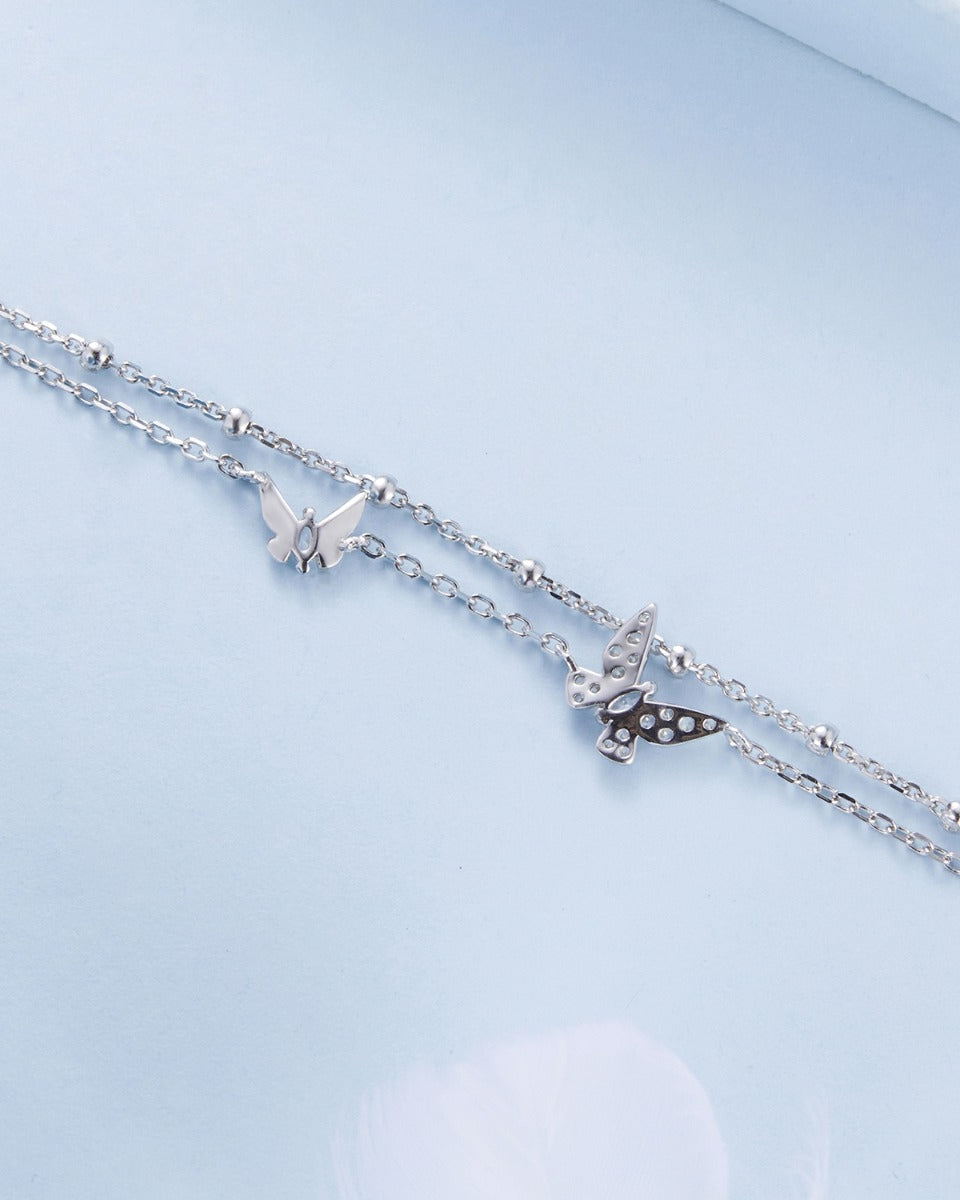 Detaliu fluture cu zirconii brățară din argint 925