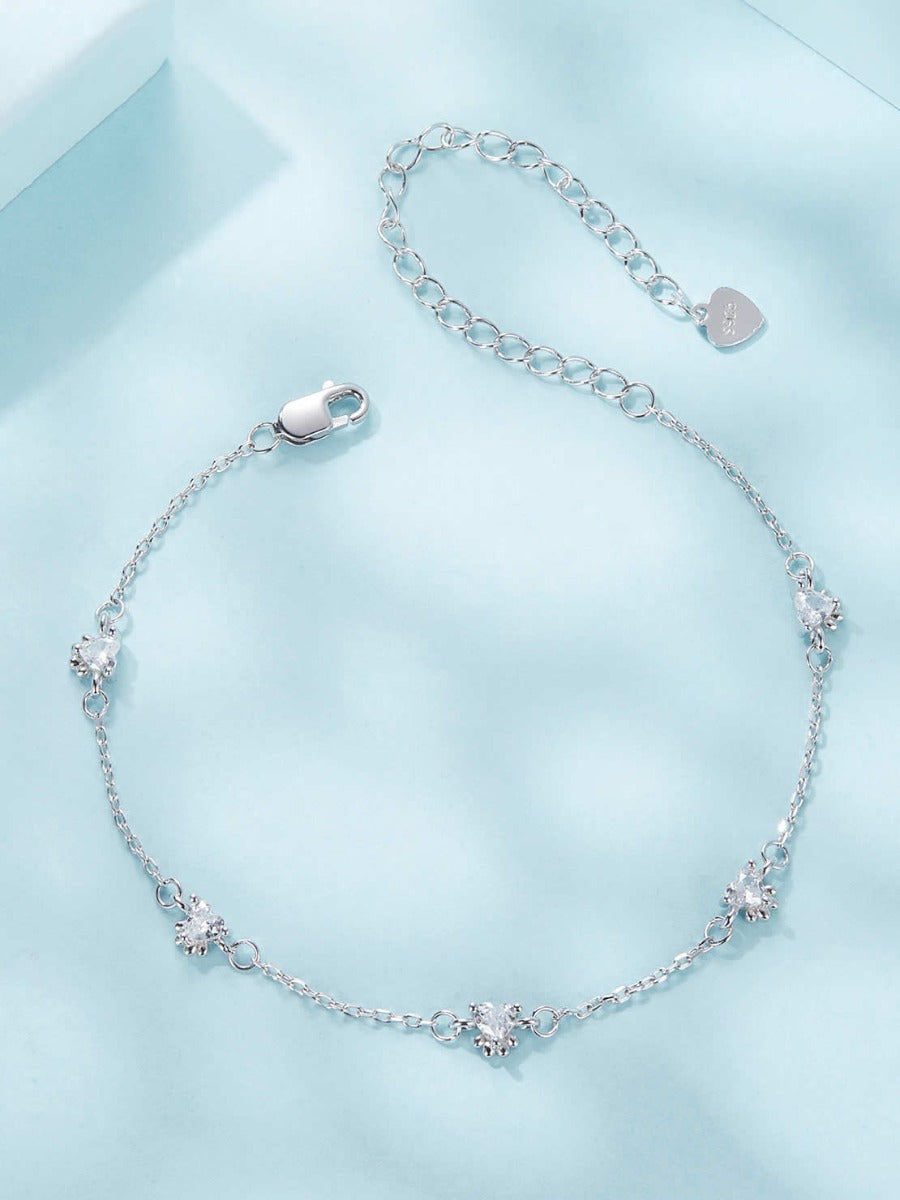 Brățară din argint cu design delicat cu lăbuțe