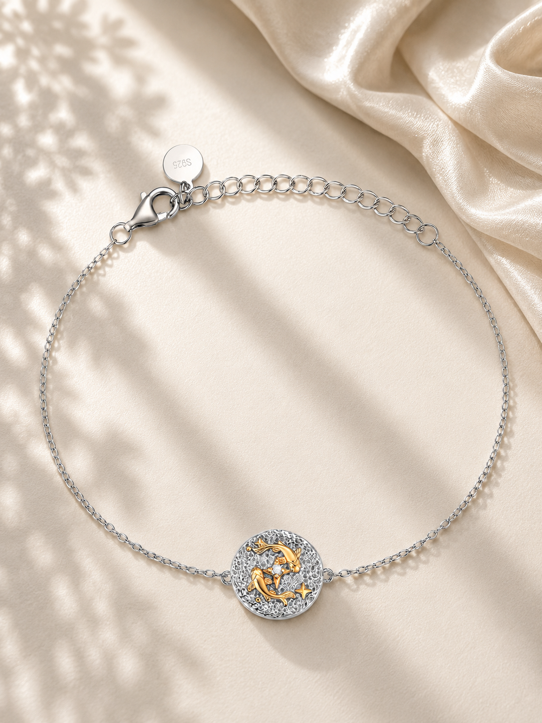 Brățară elegantă Pești cu moissanite de 0,03 ct