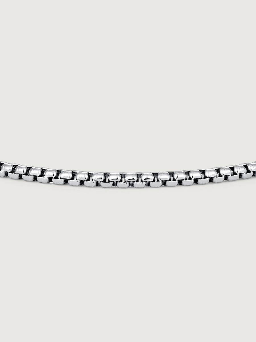 Detaliu bratara argint box chain pentru barbati