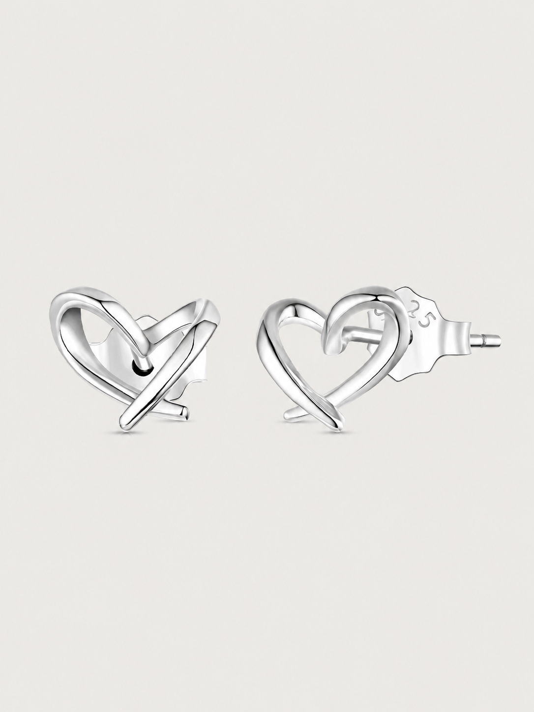 Cercei din Argint Crossed Heart în formă de inimă