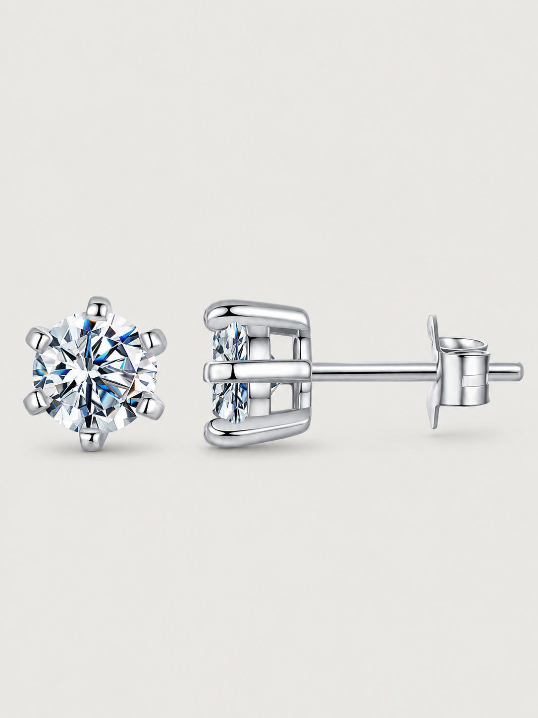 Cercei clasici din argint cu moissanite medium