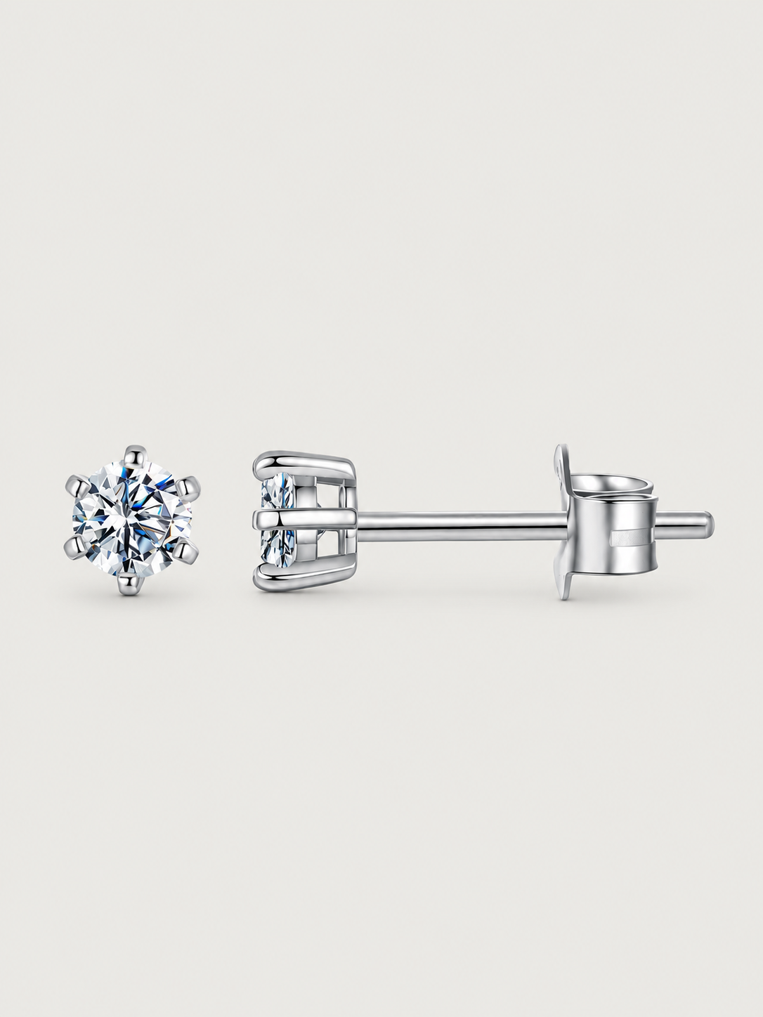 Cercei clasici din argint cu moissanite small