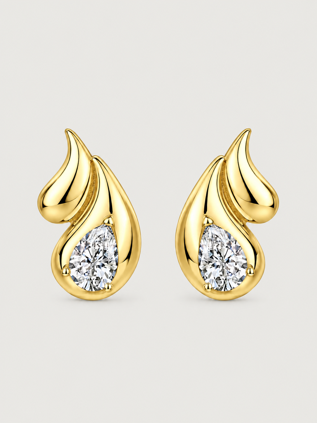 Cercei din Argint Moissanite Gold Flame Drop