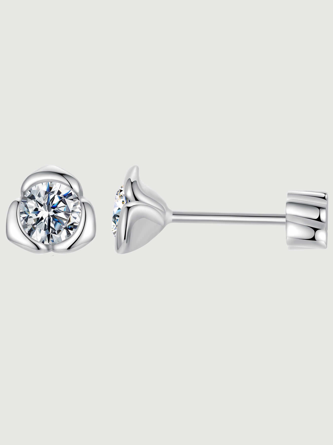 Cercei din argint cu moissanite design floral elegant