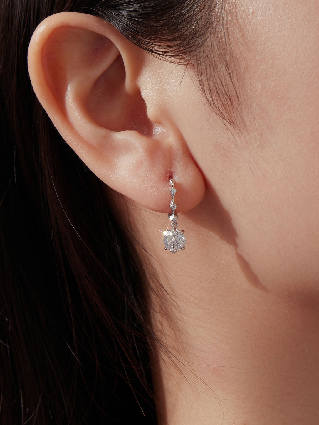 Cercei din argint placați cu Rhodium și Moissanite 1 ct