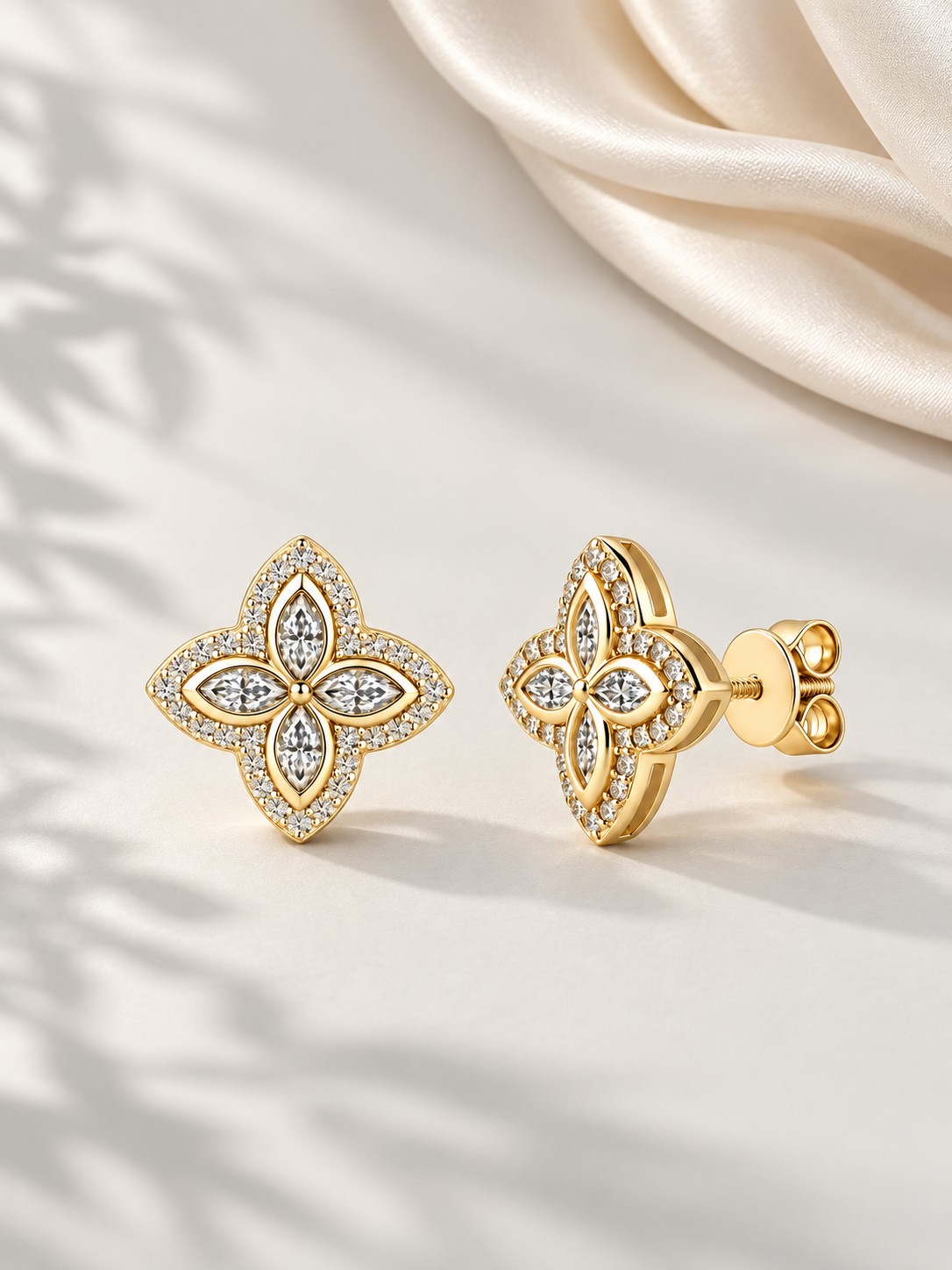 Cercei Florali Gold cu Moissanite Marquise