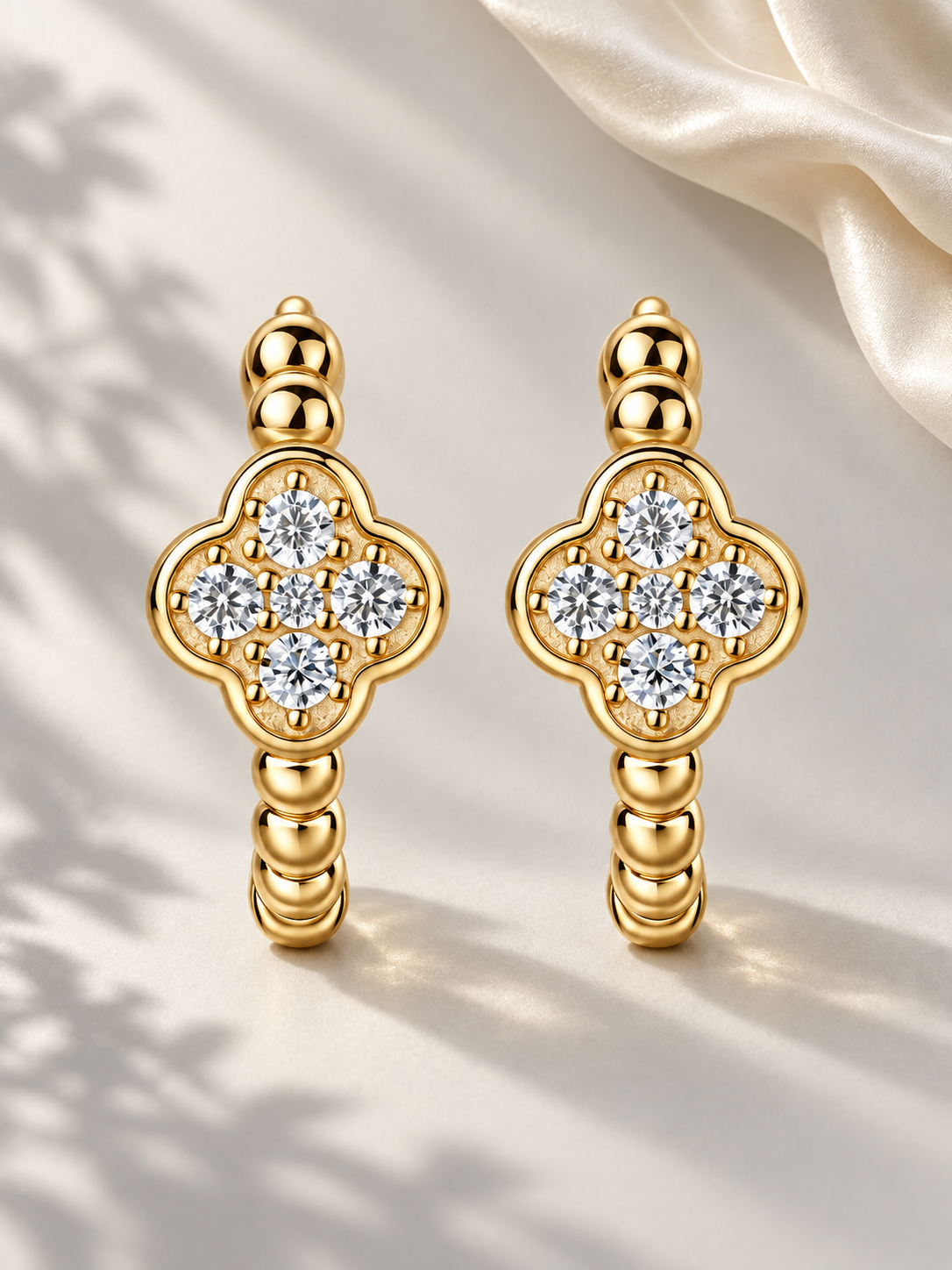 Cercei Gold Clover cu Zirconii 5A