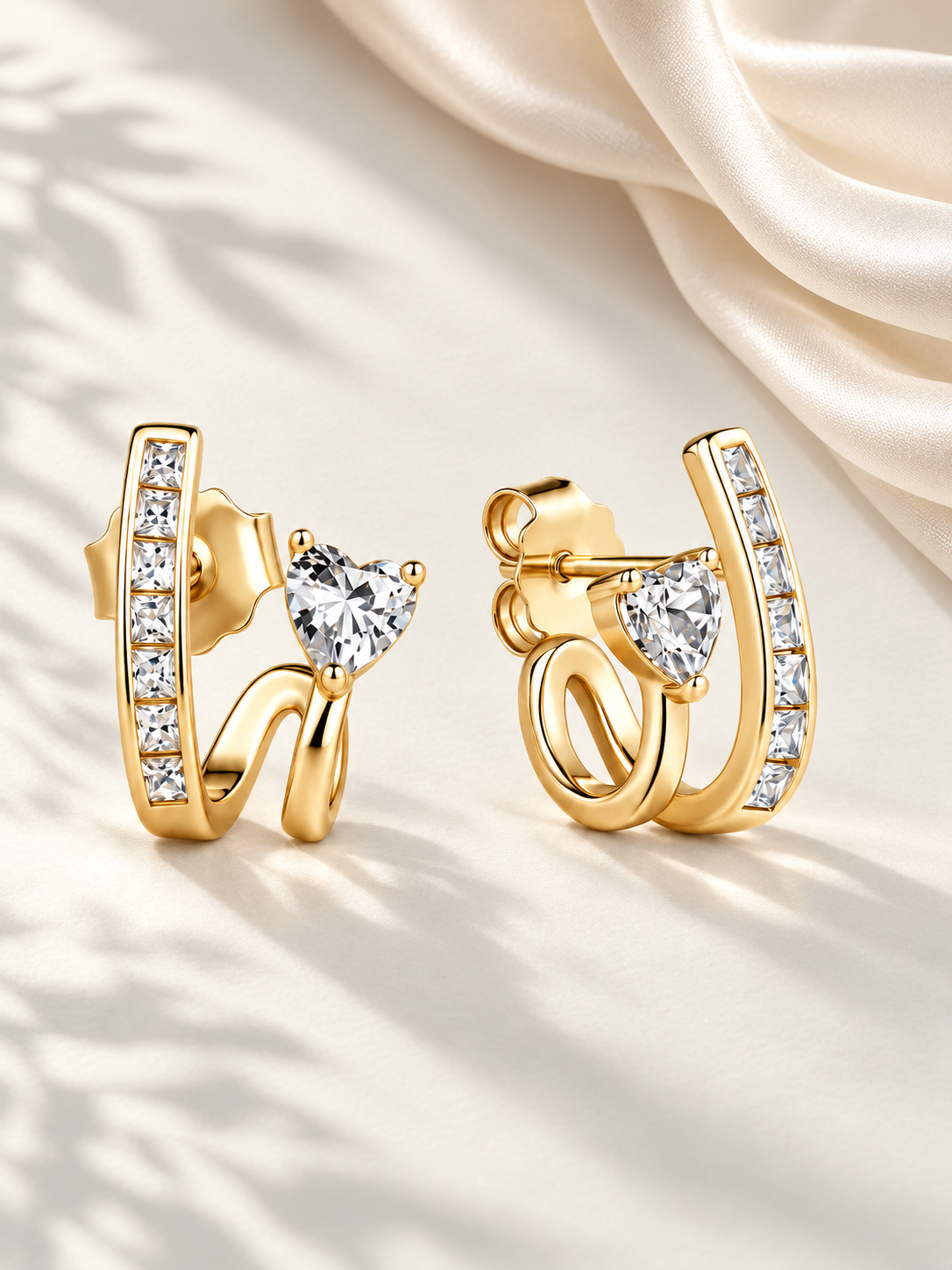 Cercei Gold Heartline cu Moissanite 6A