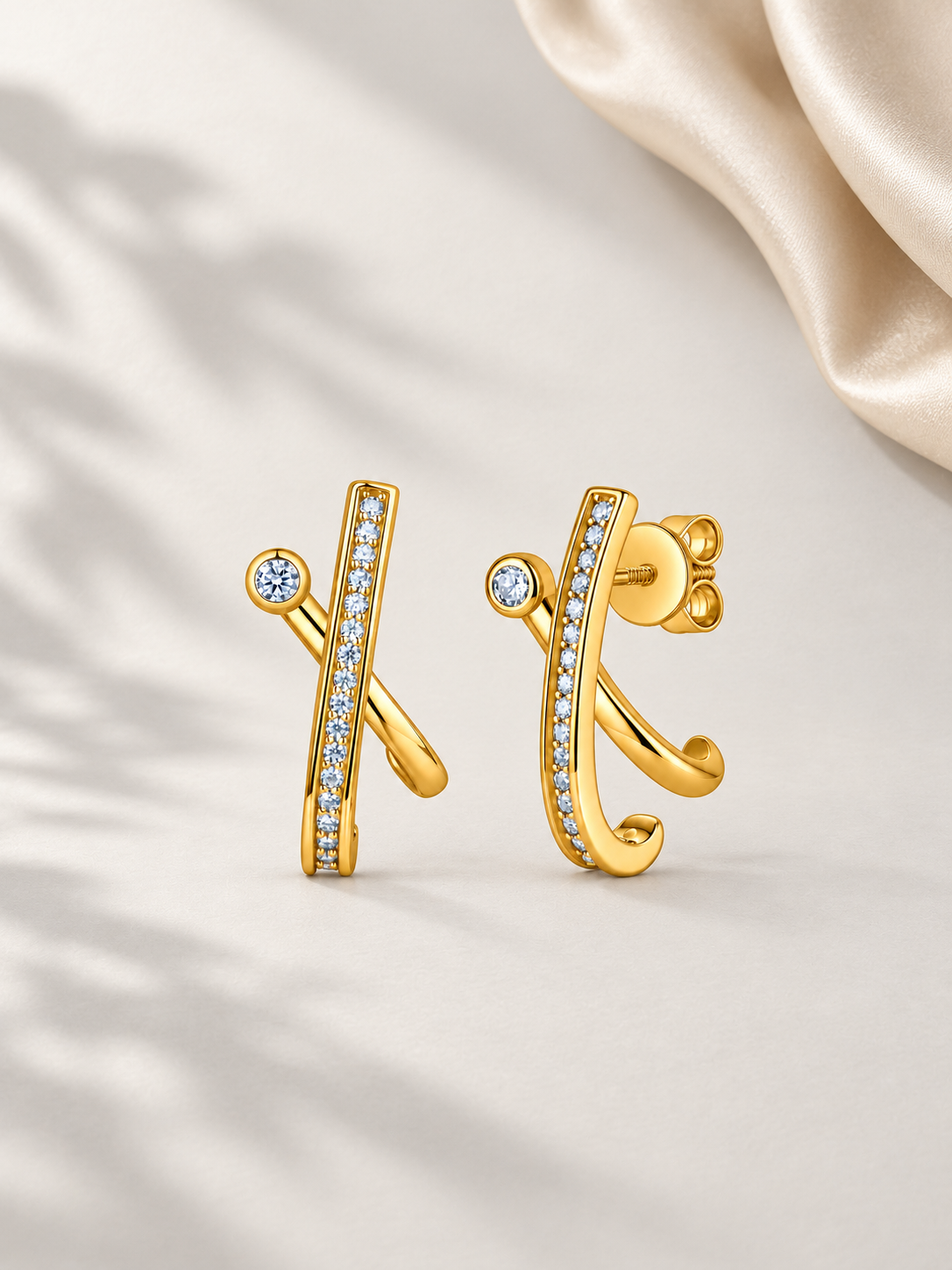 Cercei Gold Linear Glow cu Moissanite 6A