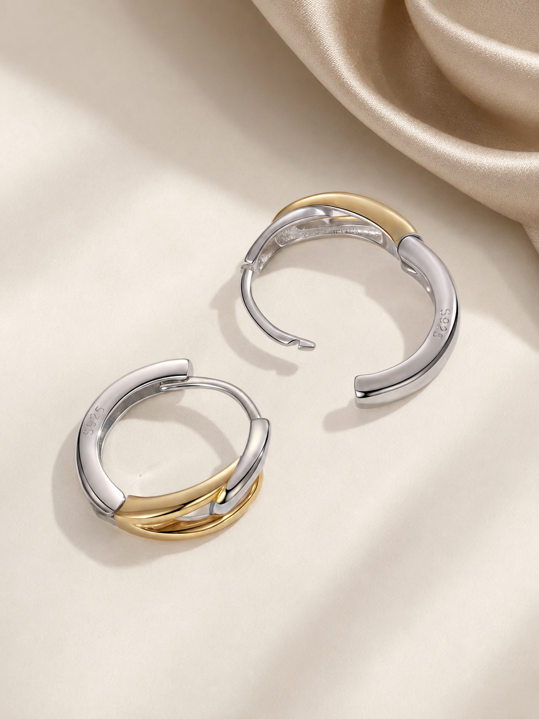 Cercei hoop bicolori din argint cu dimensiune de 14 mm