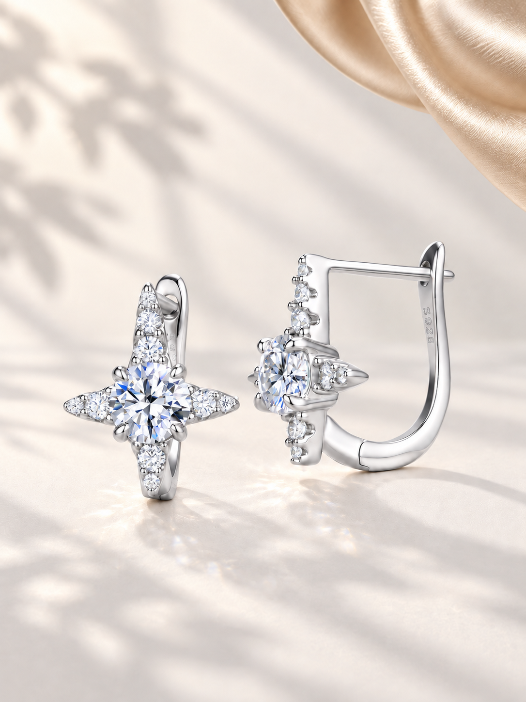 Cercei North Star cu Moissanite Rotundă