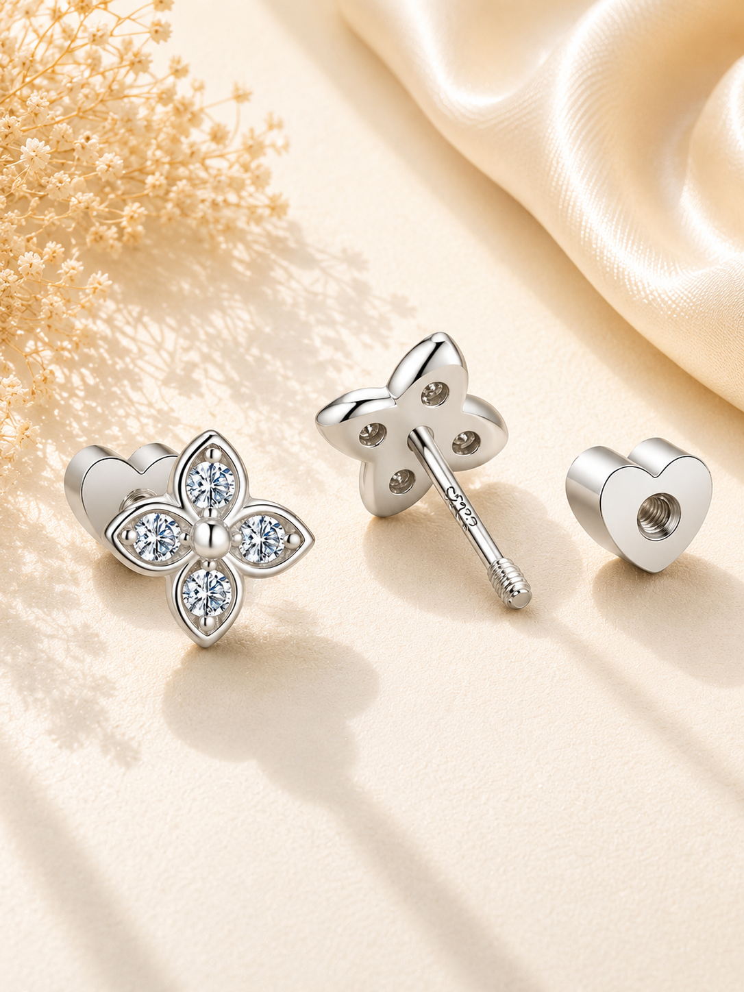 Cercei premium Bloom din argint 925 cu Moissanite
