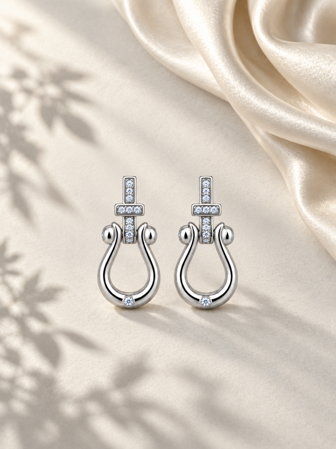 Cercei Silver Equestrian Glow cu Moissanite 6A