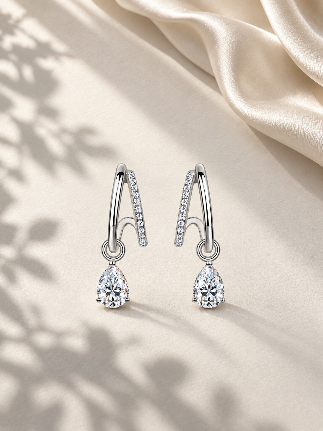 Cercei Silver cu Moissanite Pear 5 × 7 mm