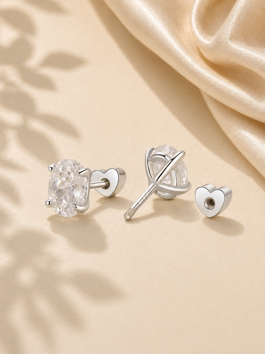 Cercei stud din argint cu zirconii premium