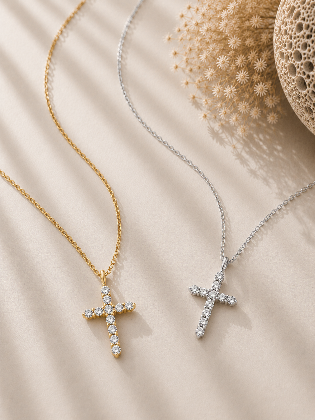 Colier din argint 925 placat cu aur cu pandantiv cruce și zirconiu Gold Radiant Cross auriu si argintiu