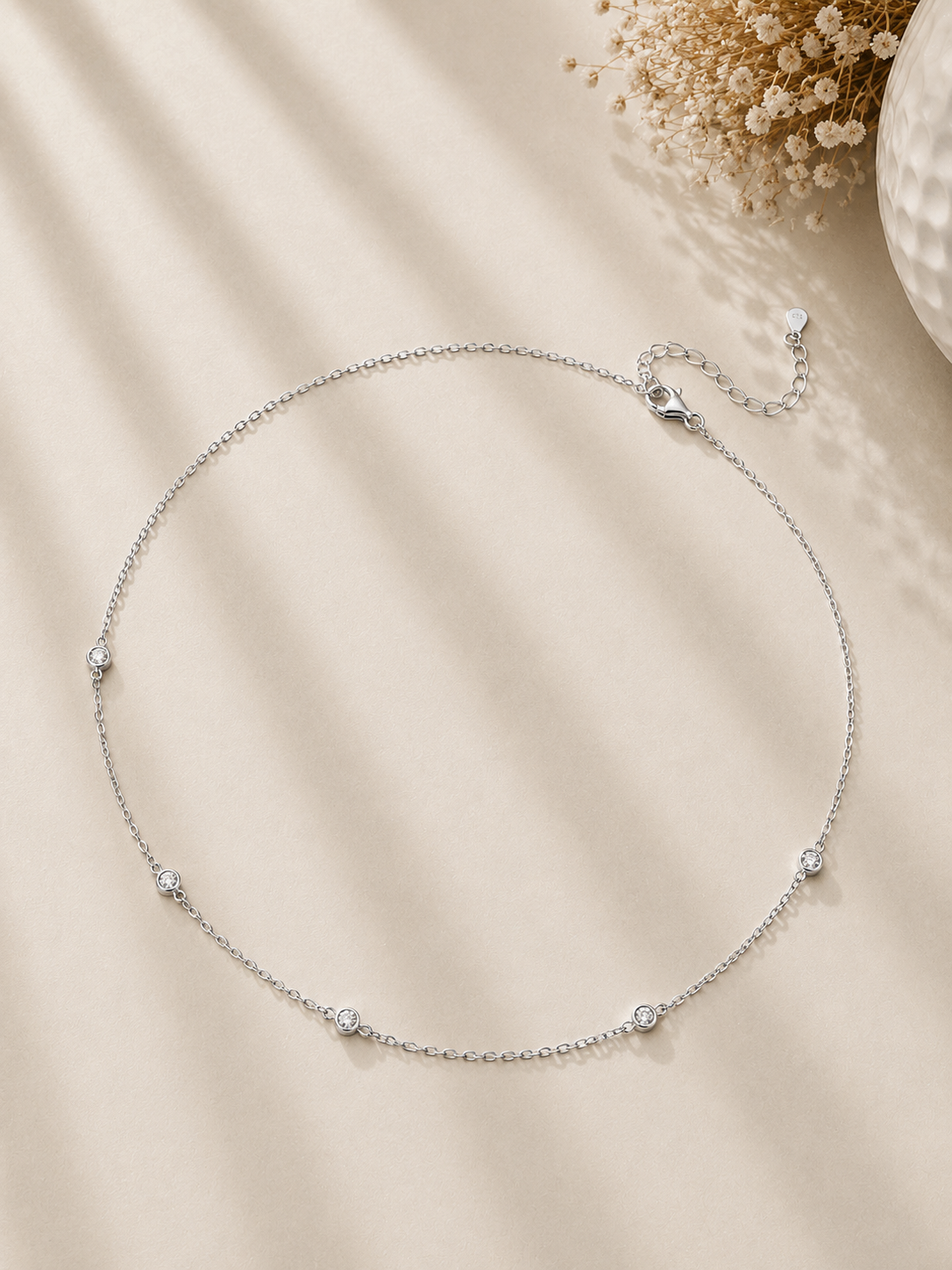 Colier elegant din argint cu moissanite