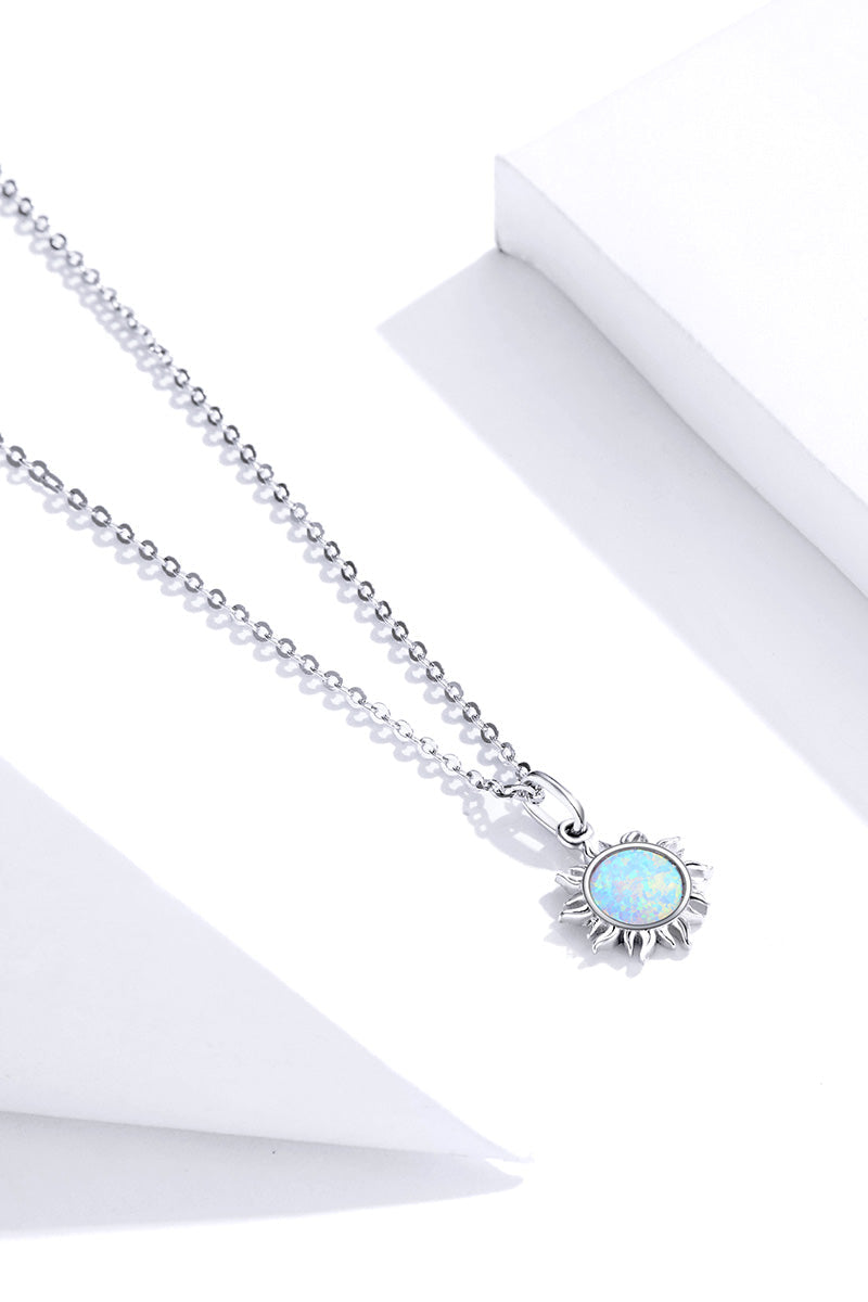 Colier elegant din argint cu opal ideal cadou