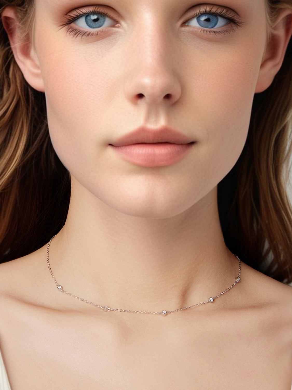 Colier minimalist argint cu pietre moissanite