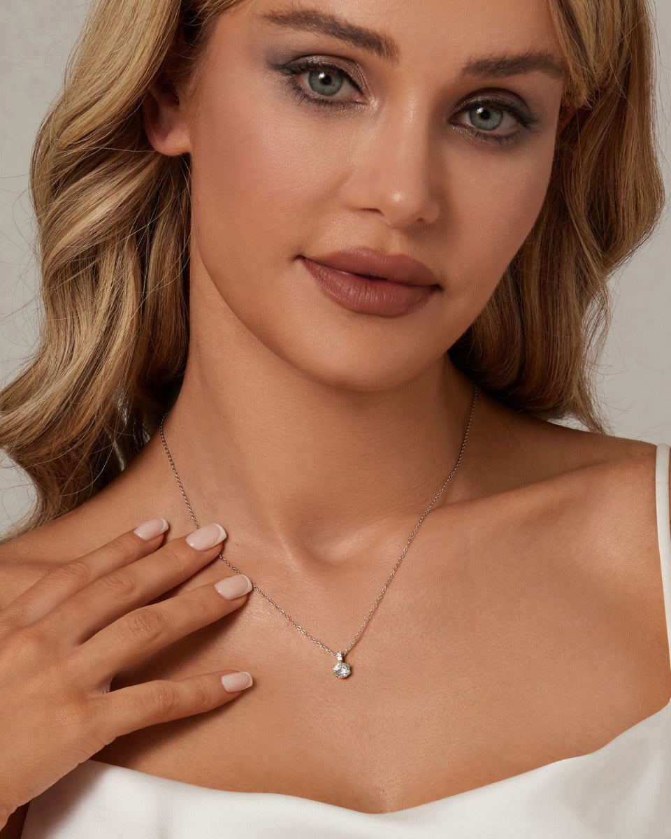 Colier din argint 925 cu moissanite certificat GRA de 0,5 ct