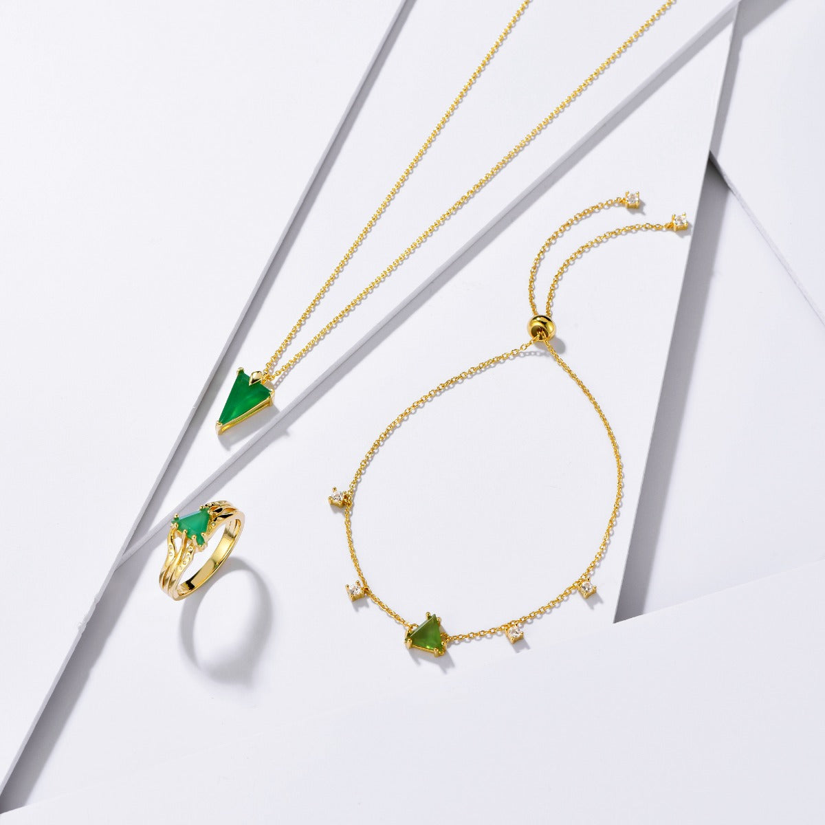 Inel din Argint Green Onyx Elegance in Every Angle