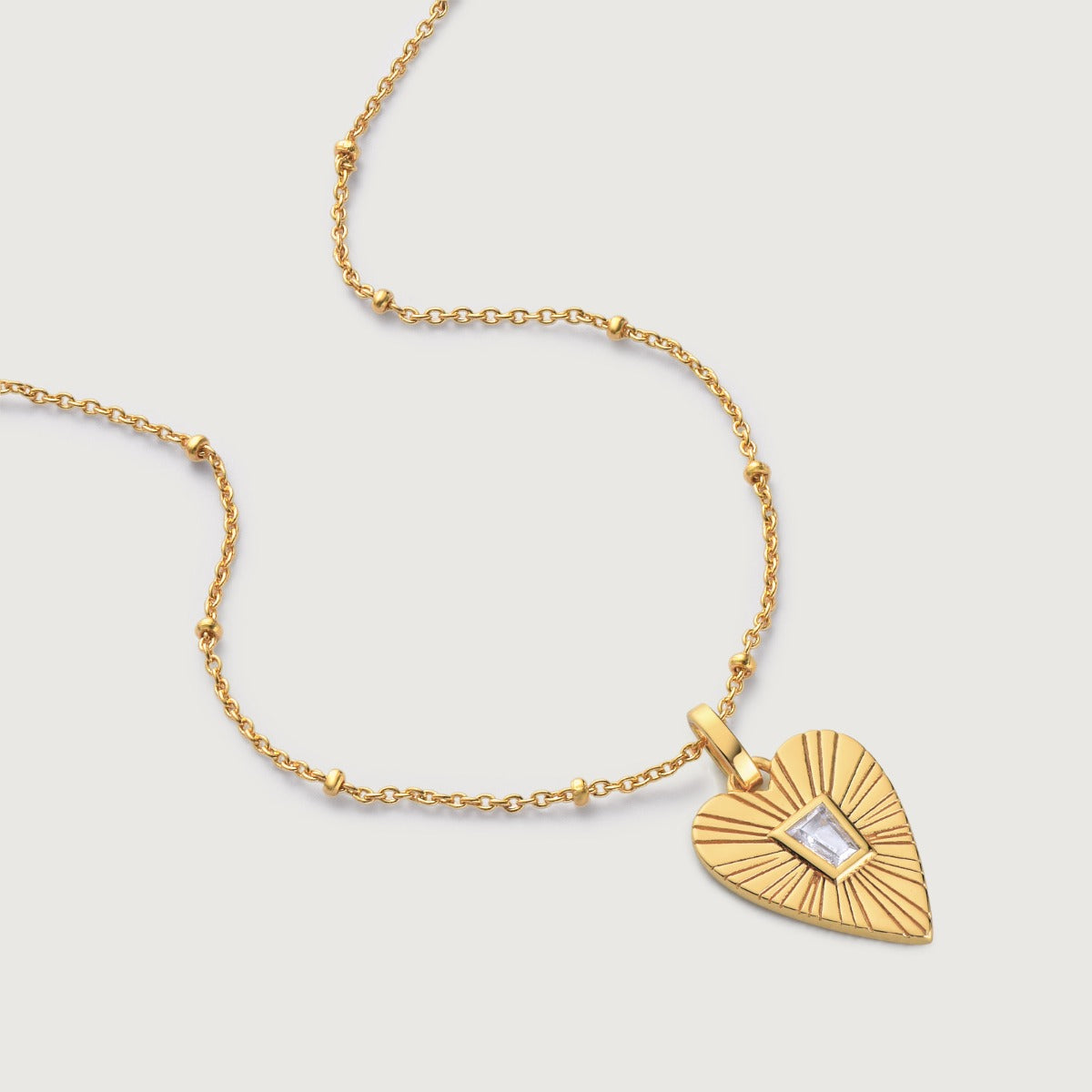 Pandantiv cu Lantisor din Argint Radiant Heart Sunburst Auriu