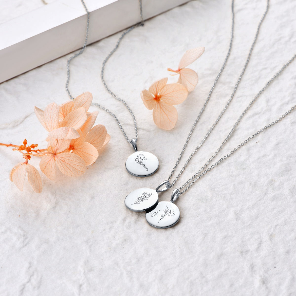 Pandantiv din Argint Birthflower Bloom Silver - March Cherry Blossom