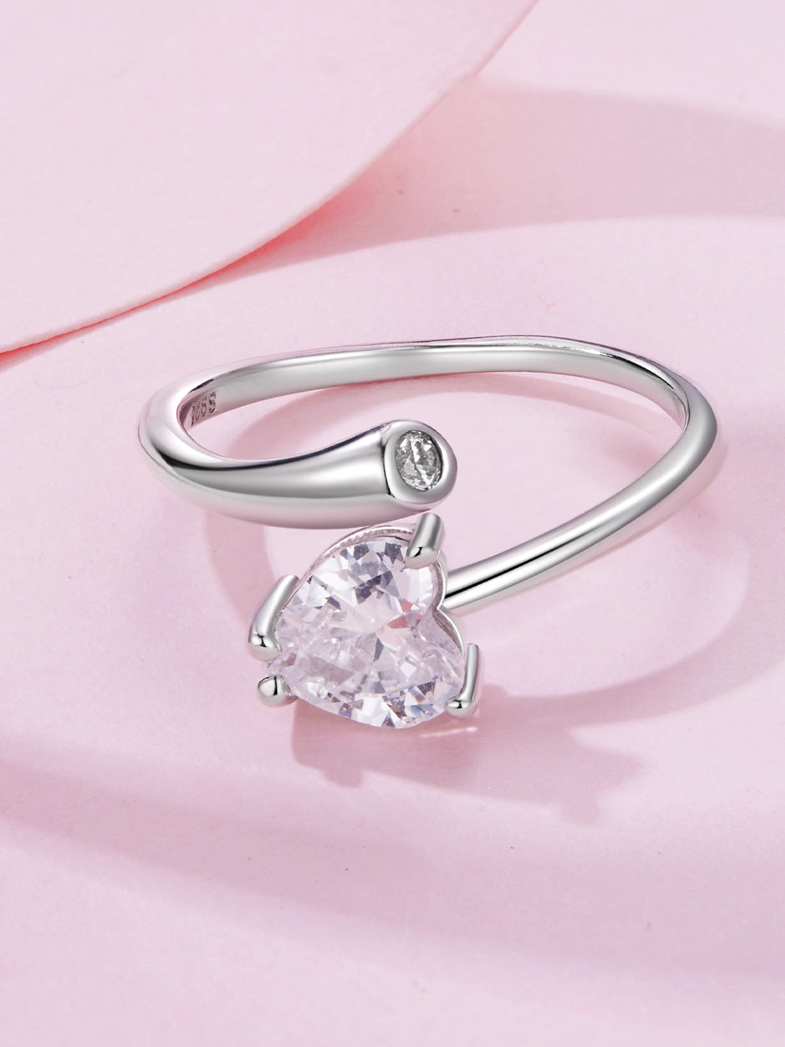 Inel din argint modern minimalist cu două pietre