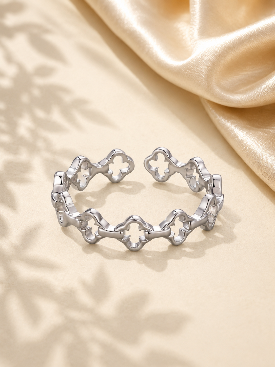 Inel din argint placat cu Rhodium model trifoi
