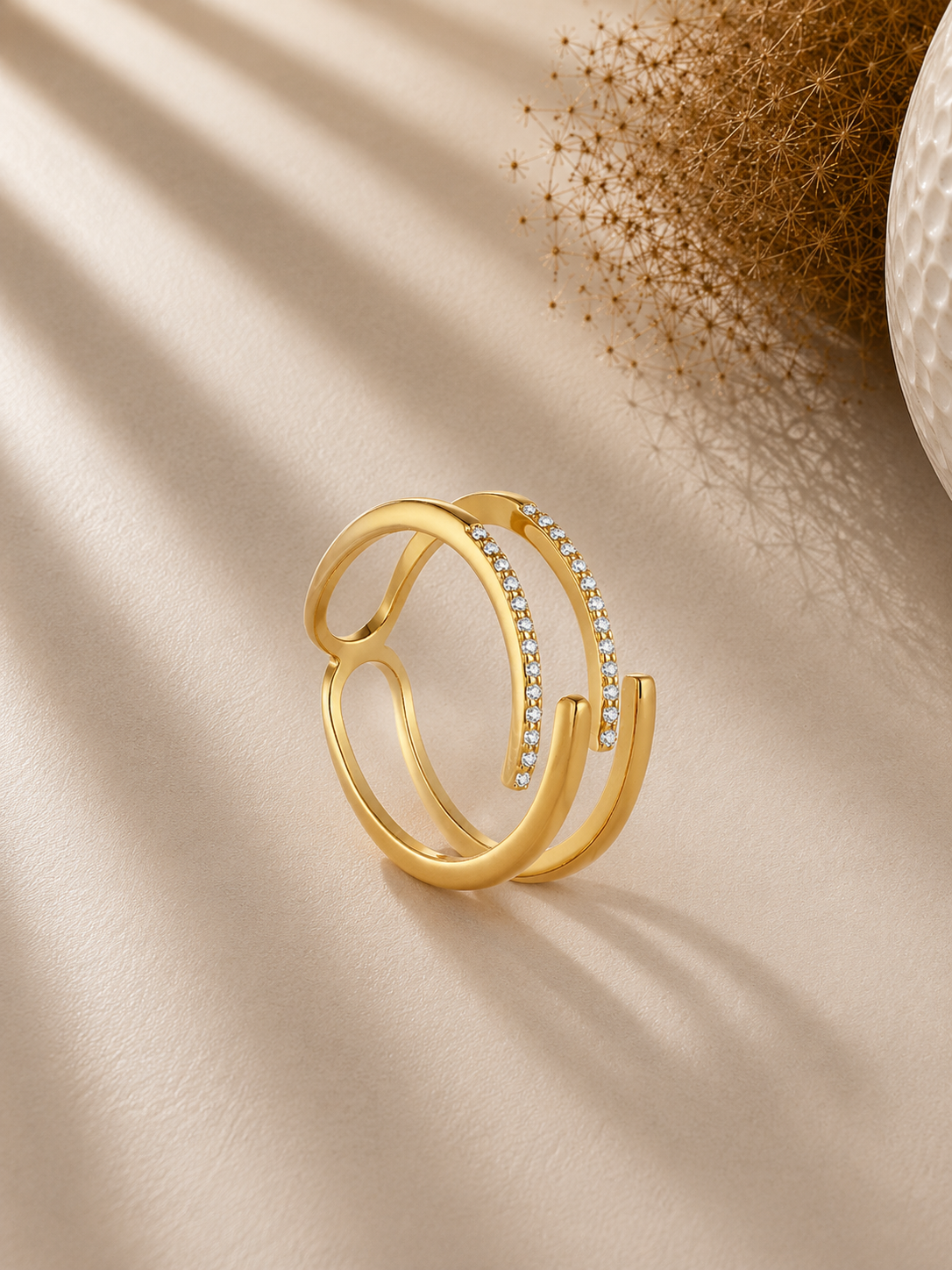 Inel auriu elegant potrivit pentru cadou lifestyle
