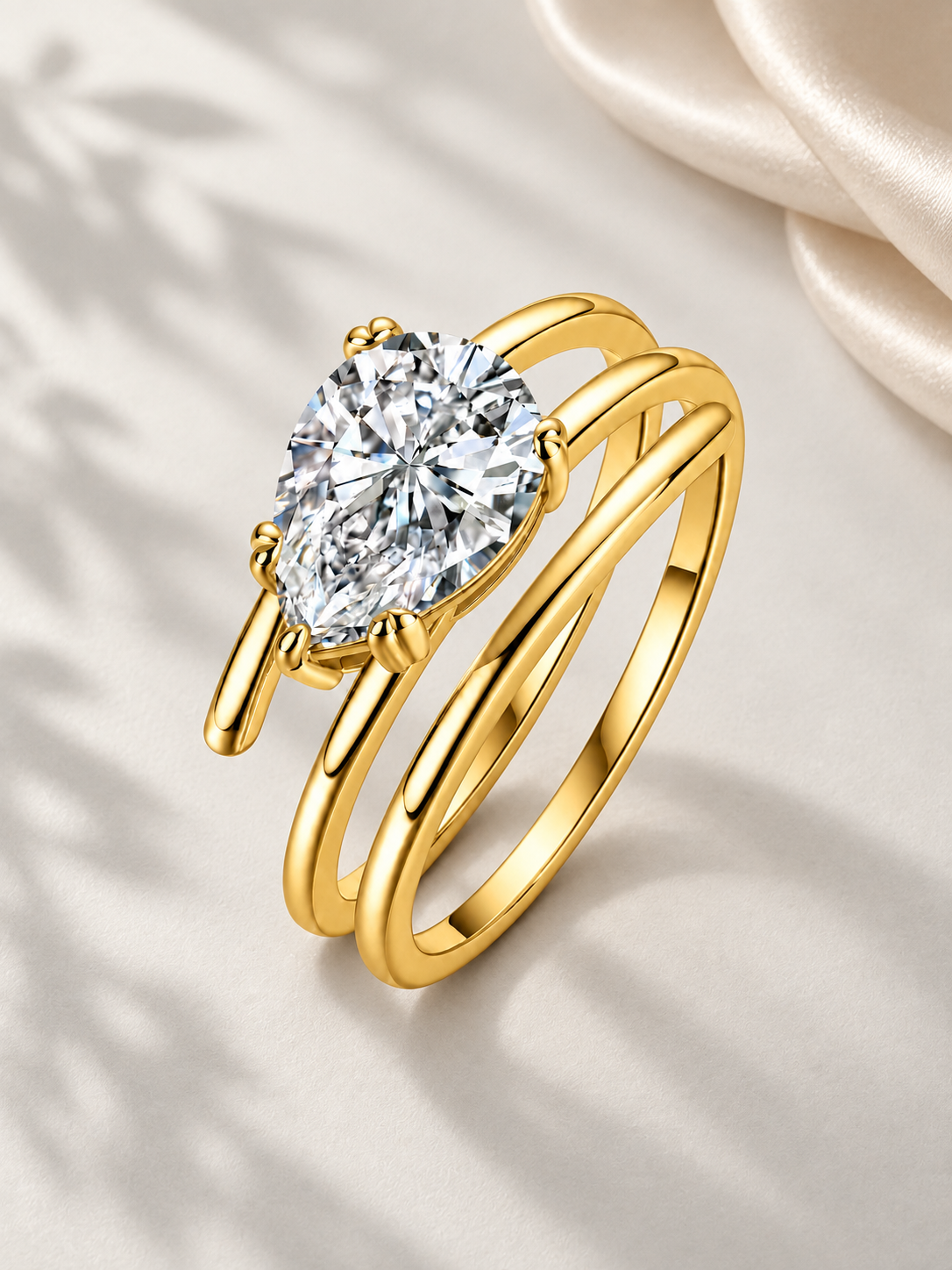 Inel din Argint Auriu cu Moissanite Pear
