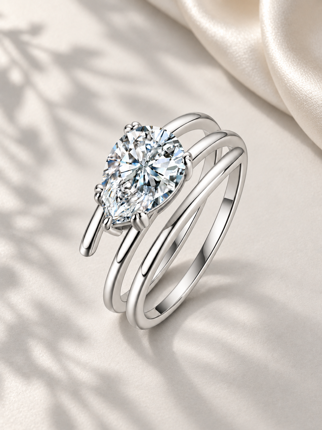 Inel din Argint cu Moissanite Pear