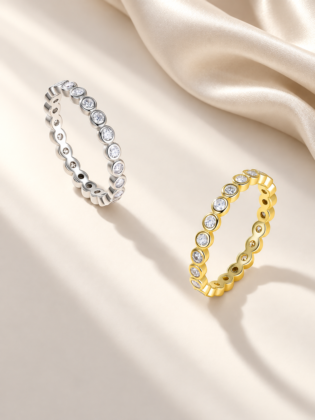 Inel Fin Eternity Auriu si Argintiu cu Moissanite