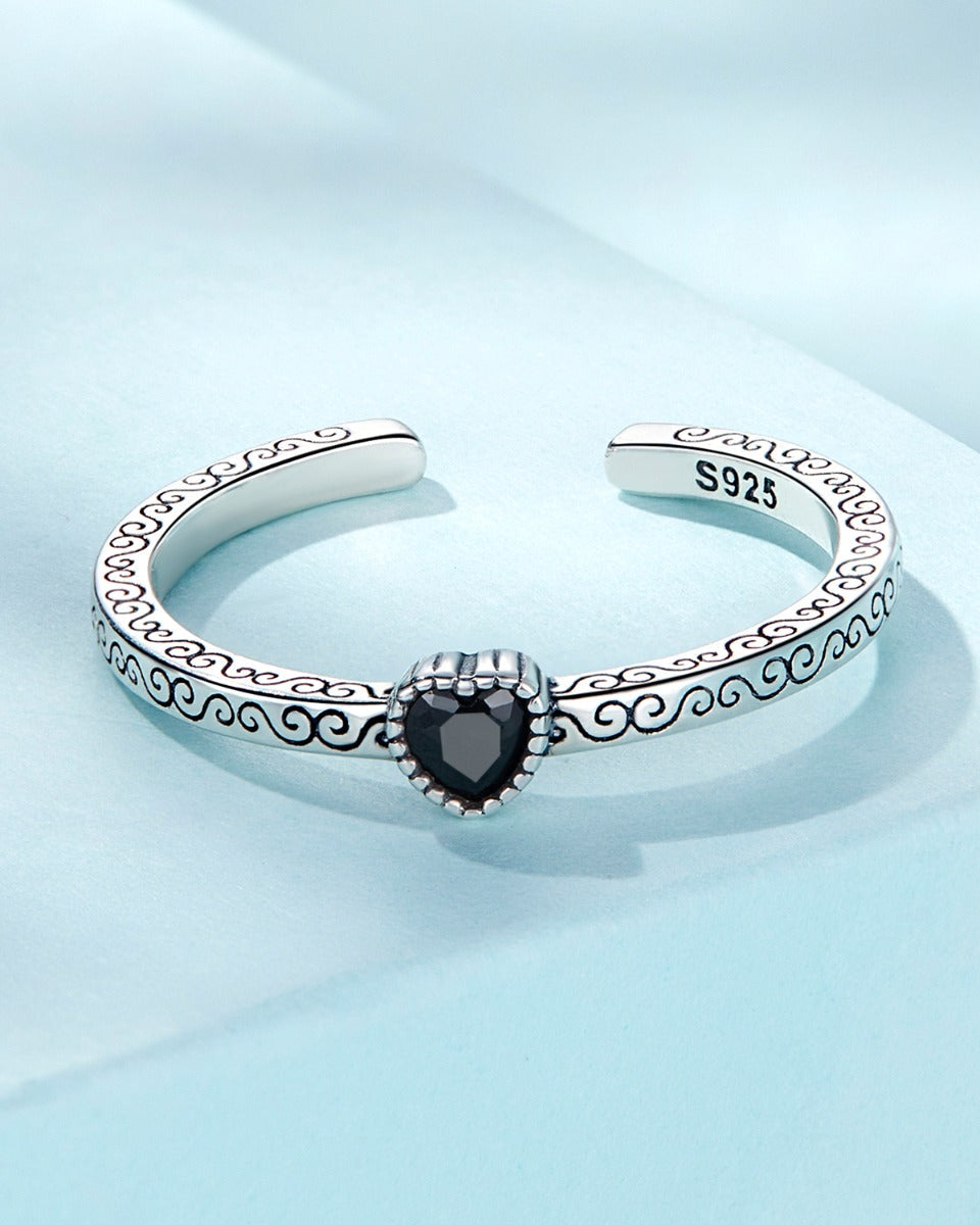 Inel din Argint Vintage Black Zircon Heart