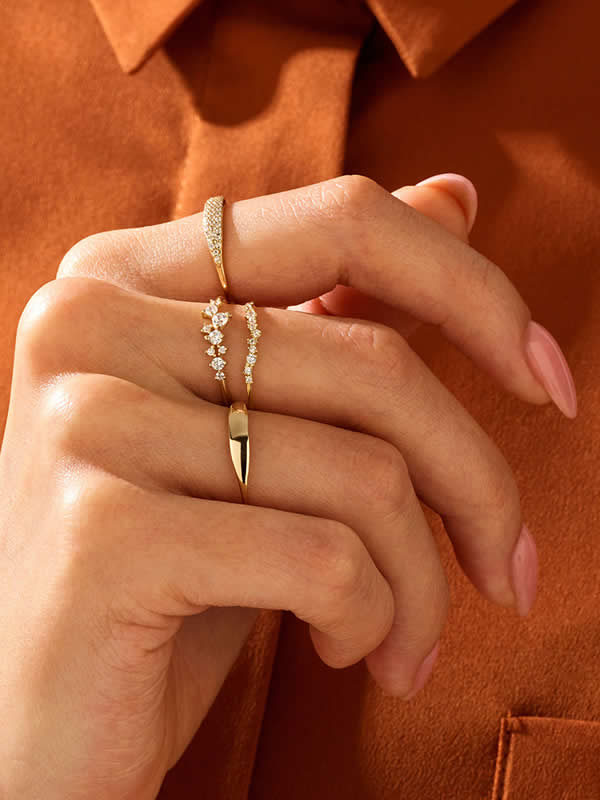 Inel din Argint Lustrous Curve Band