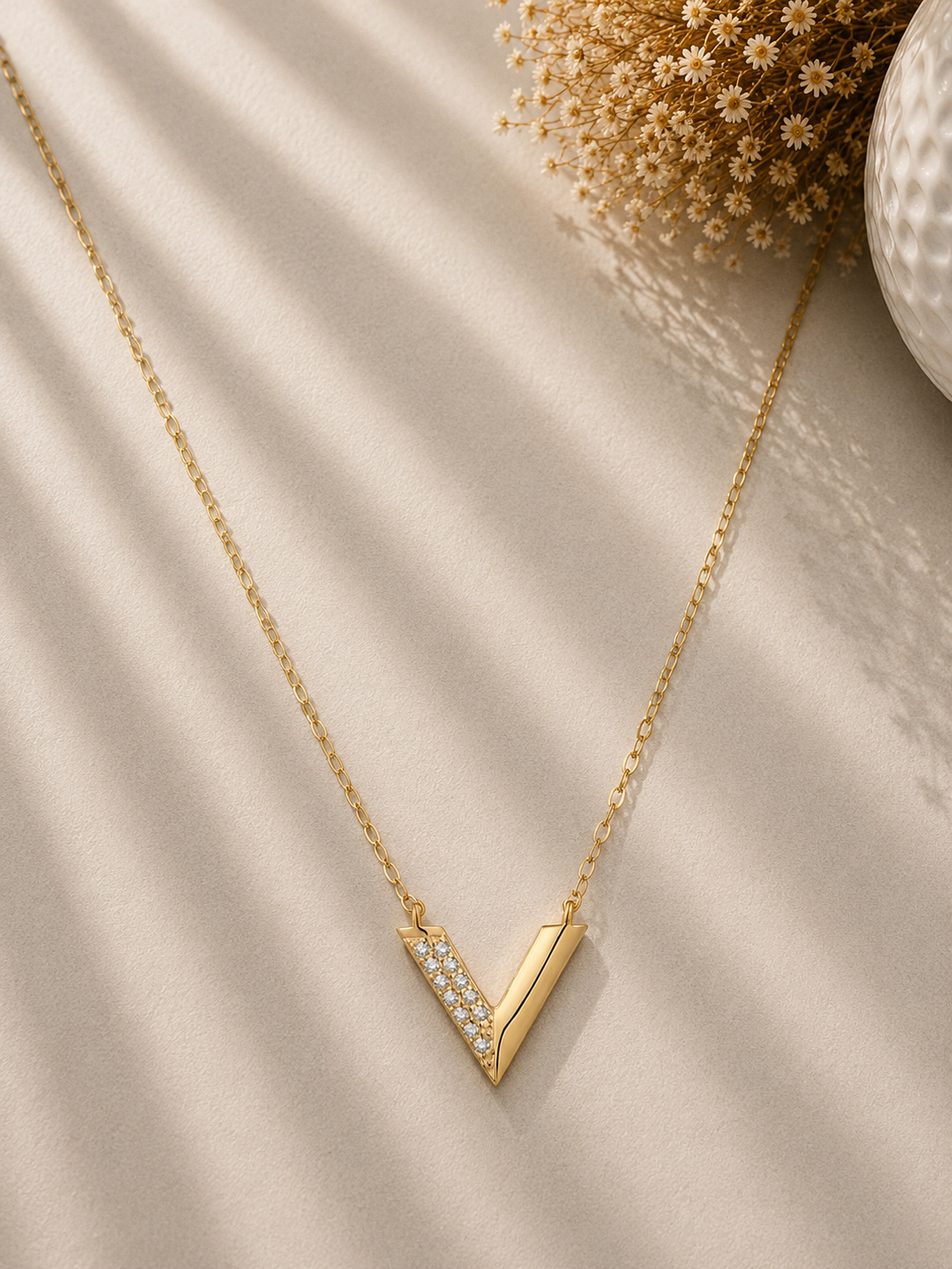 Colier din Argint Gold V-Shaped Sparkle