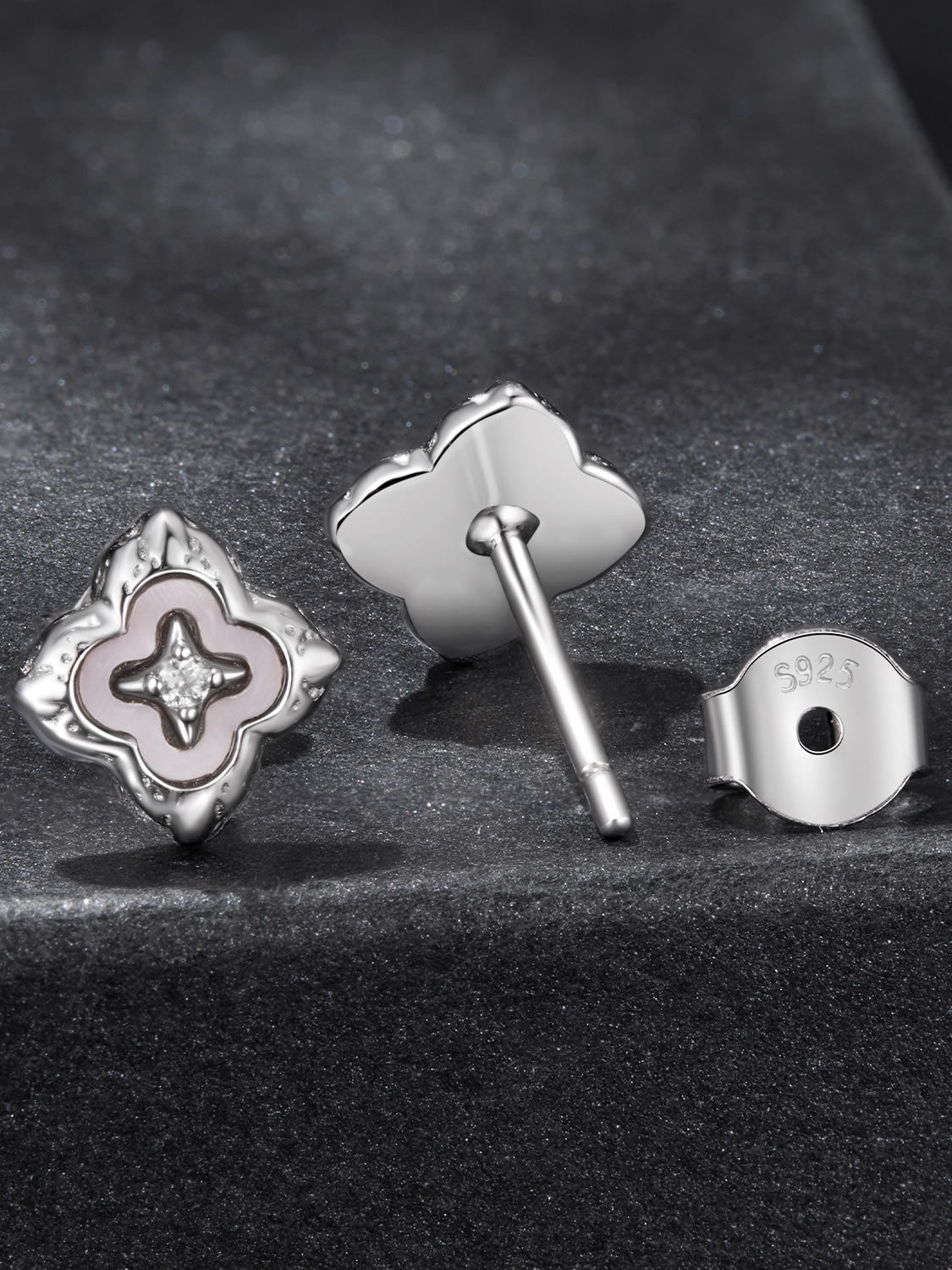 Cercei din Argint Moissanite Blush Clover