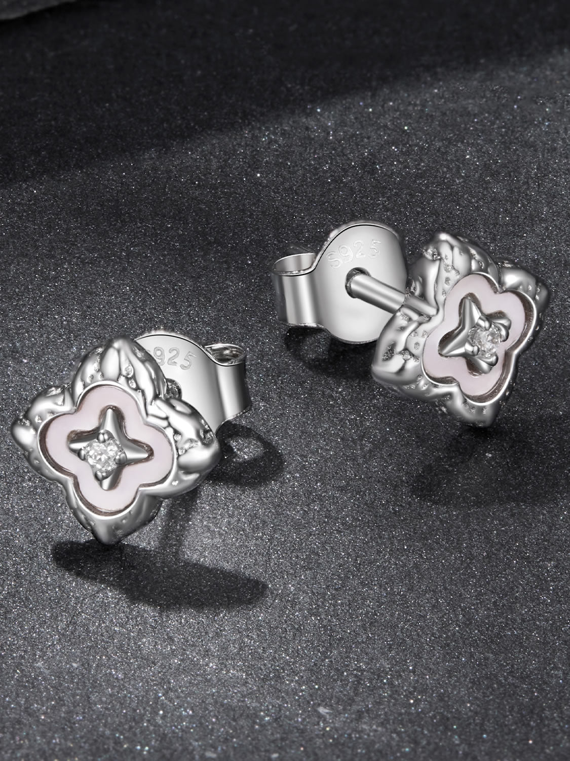 Cercei din Argint Moissanite Blush Clover