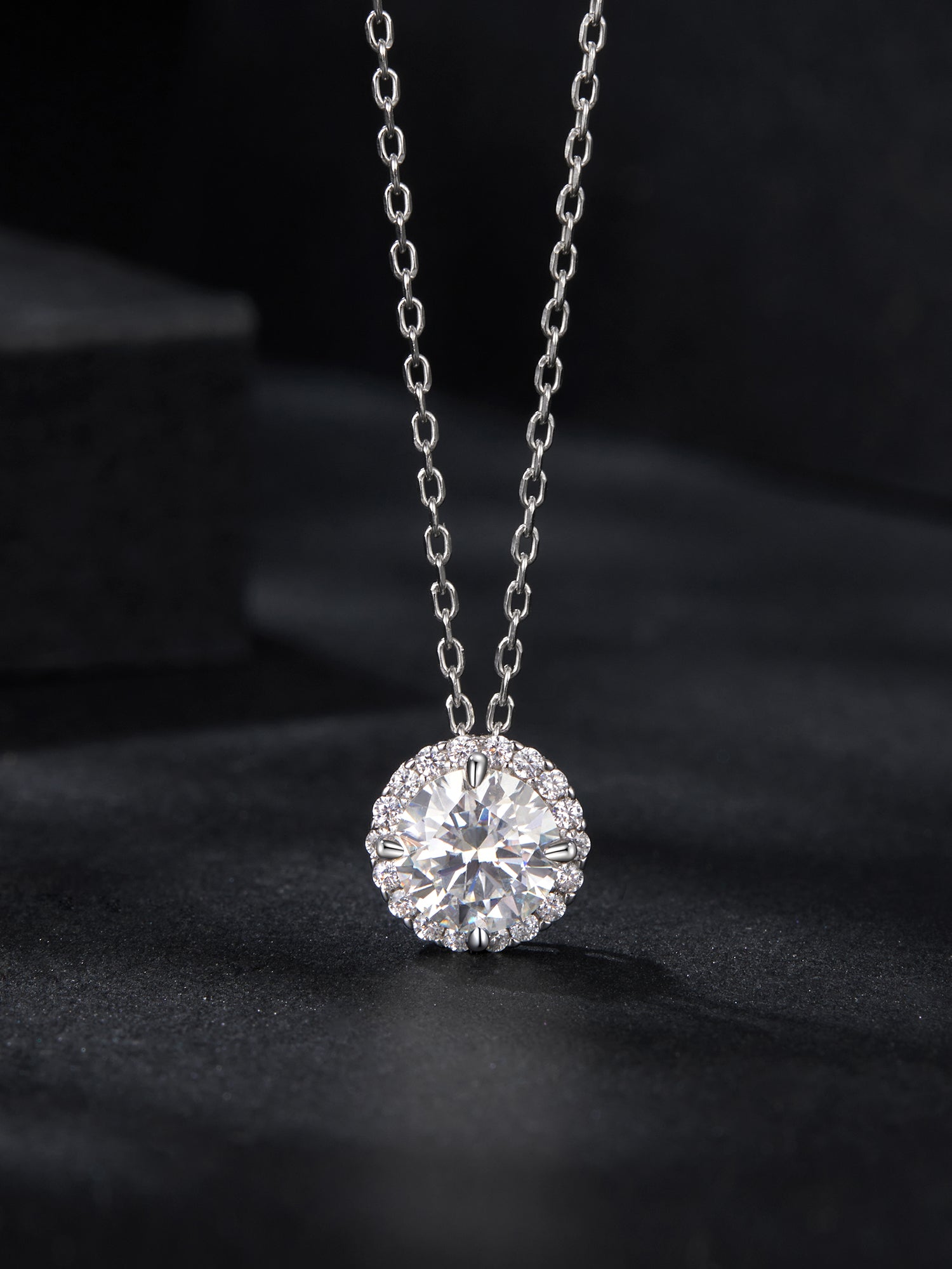 Colier din Argint Moissanite Eternal Glow Halo