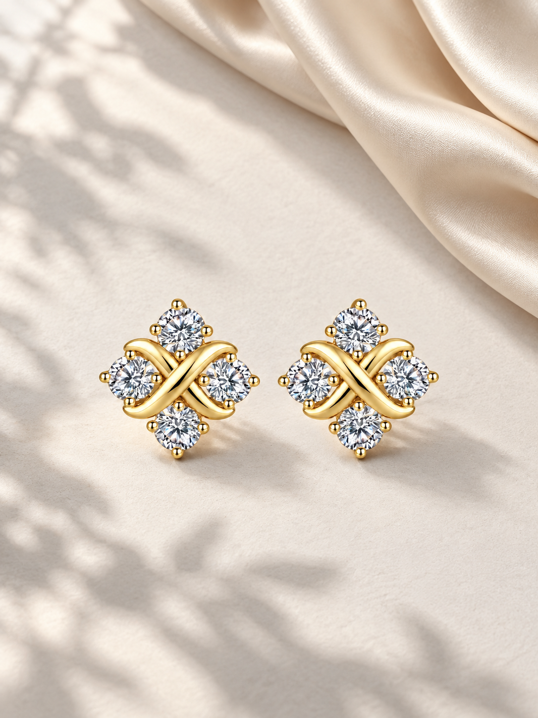 Cercei din Argint Moissanite Gold Infinity Bloom