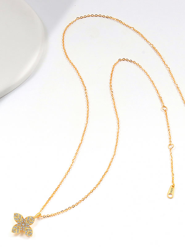 Colier din Argint Gold Radiant Petal Cross