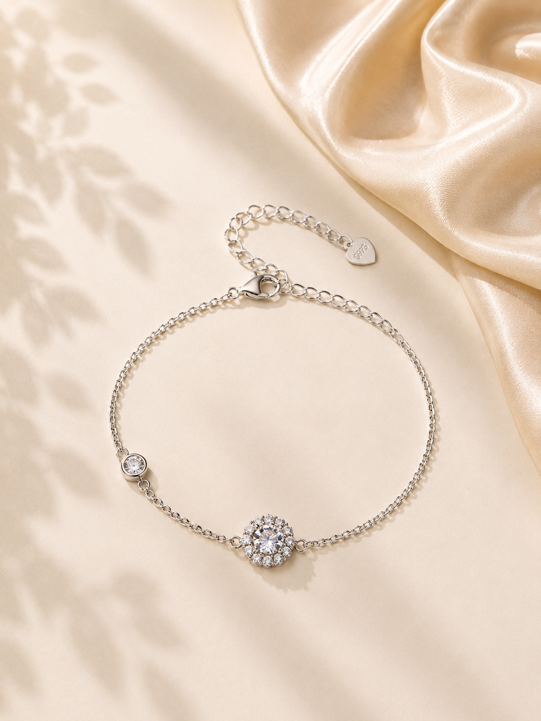 Brățară argint cu moissanite ideală pentru cadou elegant